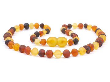 Collar de dentición de ámbar báltico multicolor en bruto para bebé