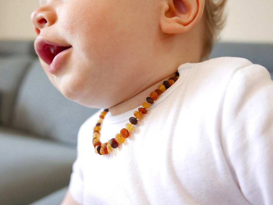 Collar natural de ámbar báltico multicolor para dentición infantil